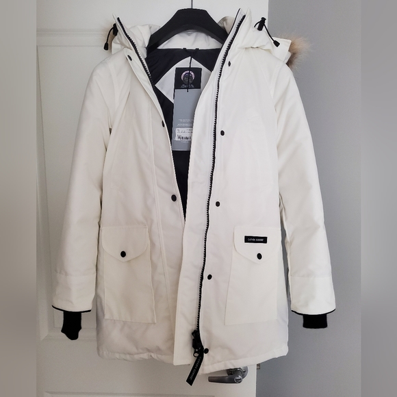 NWT Canada Goose - Size S White - Picture 1 of 5